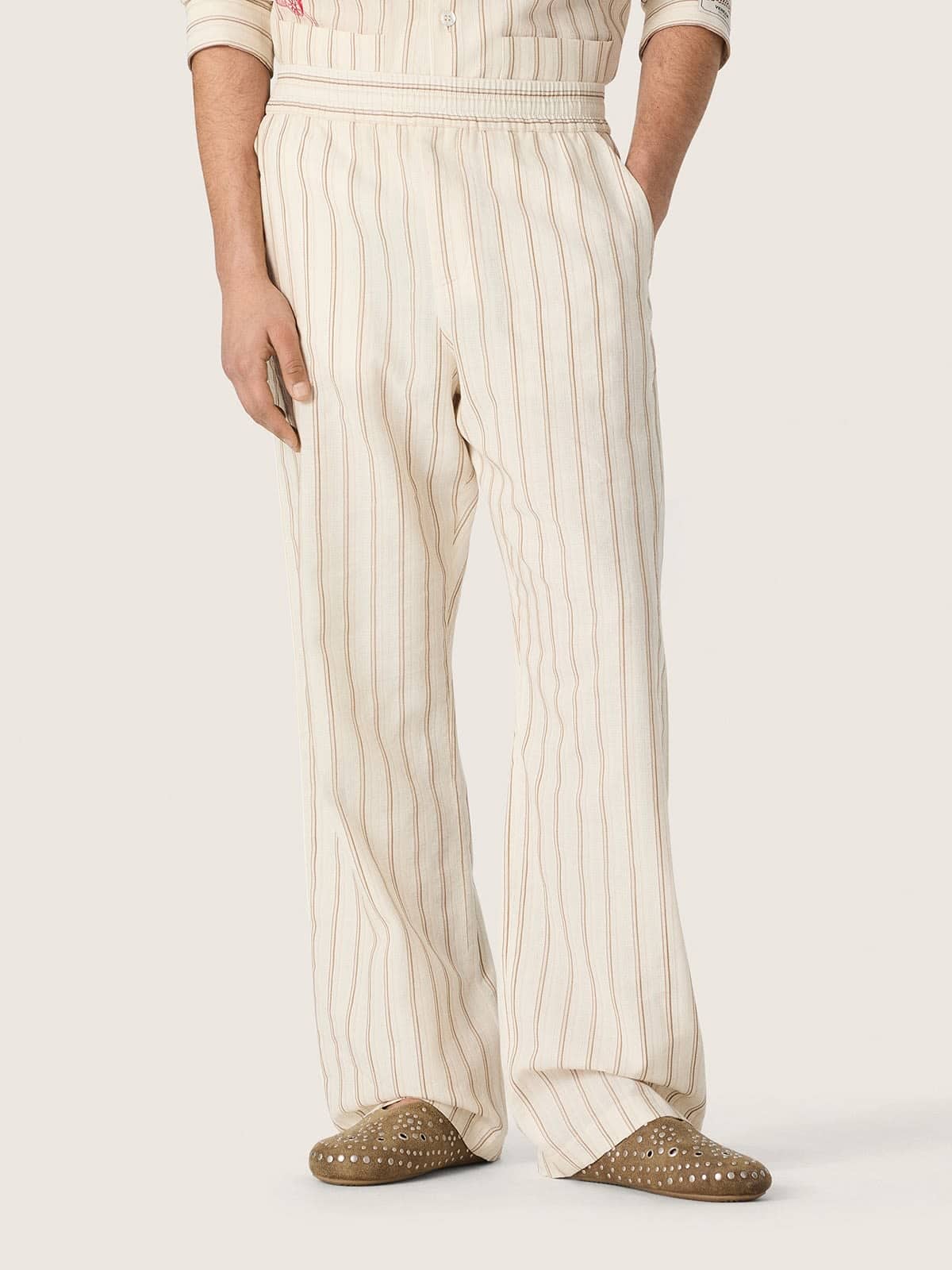 Golden Goose - Pantaloni jogging unisex in cotone e lino a righe &eacute;cru e sabbia in 