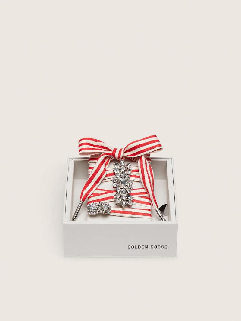 Skin "Playful" red and beige striped laces with two appliqué charms