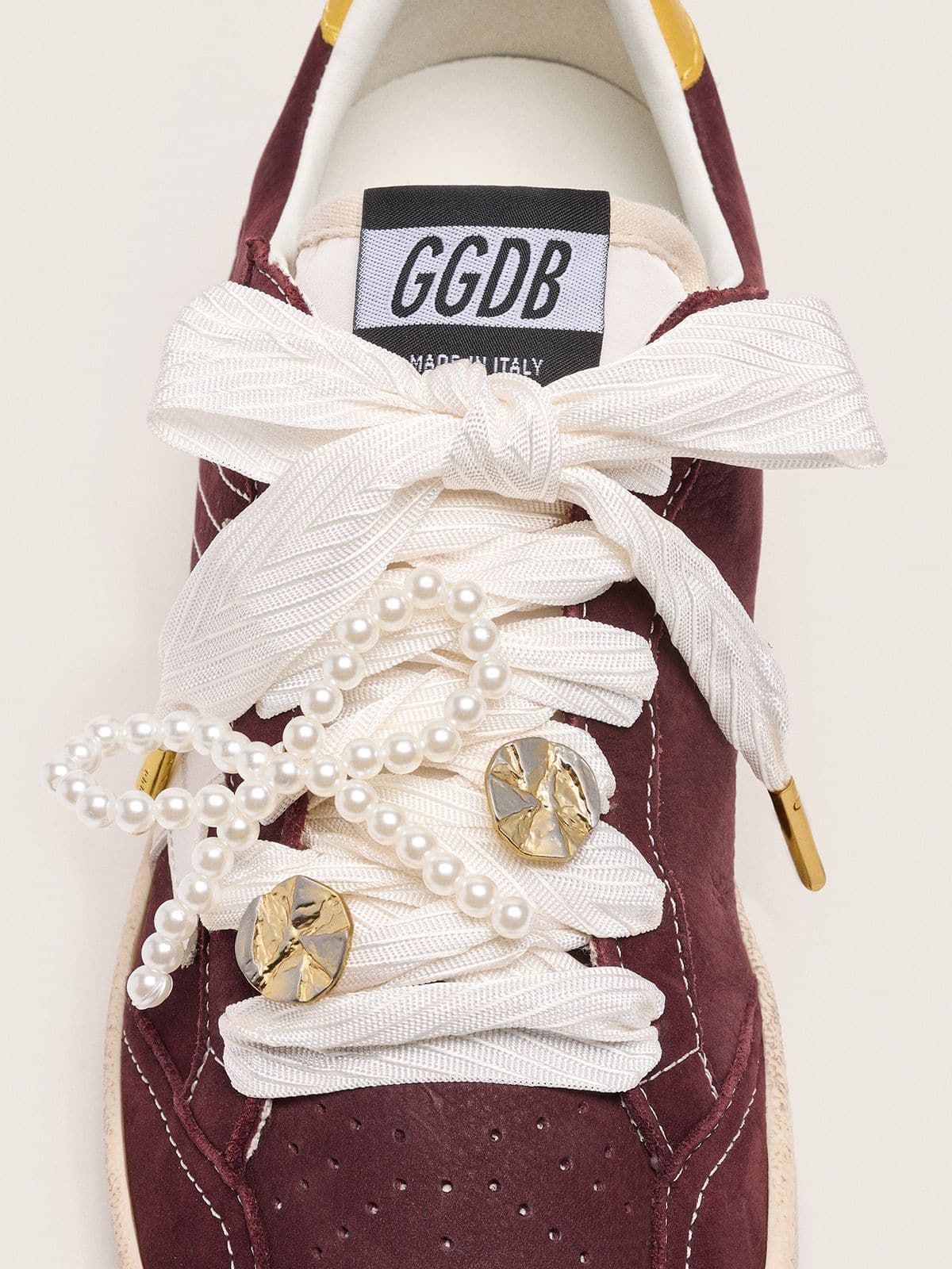 Golden Goose - Skin "Sparkling" cream striped laces with appliqué beaded charm and golden charm in 