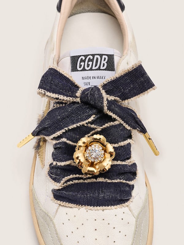 Golden Goose - Skins "Sparkling" denim blue laces embellished with beige trim and a golden charm in 