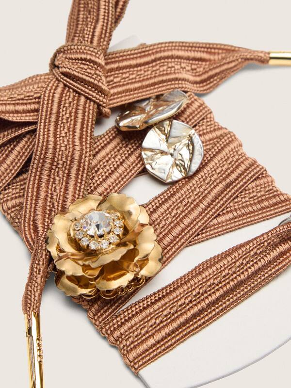 Golden Goose - Skins "Vintage" burgundy and peach embroidered laces embellished with charms in 