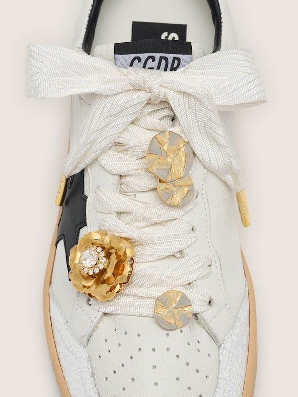Golden Goose - Skins "Vintage" cream herringbone laces embellished with charms in 