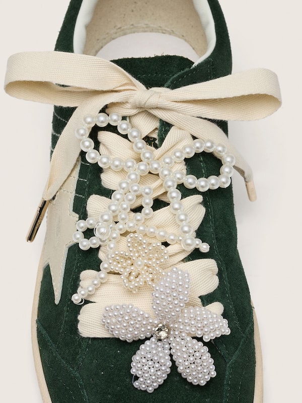 Golden Goose - Skins cream-colored laces with decorative beads in 