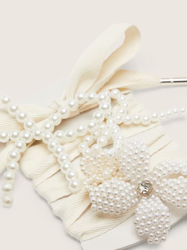 Golden Goose - Skins cream-colored laces with decorative beads in 