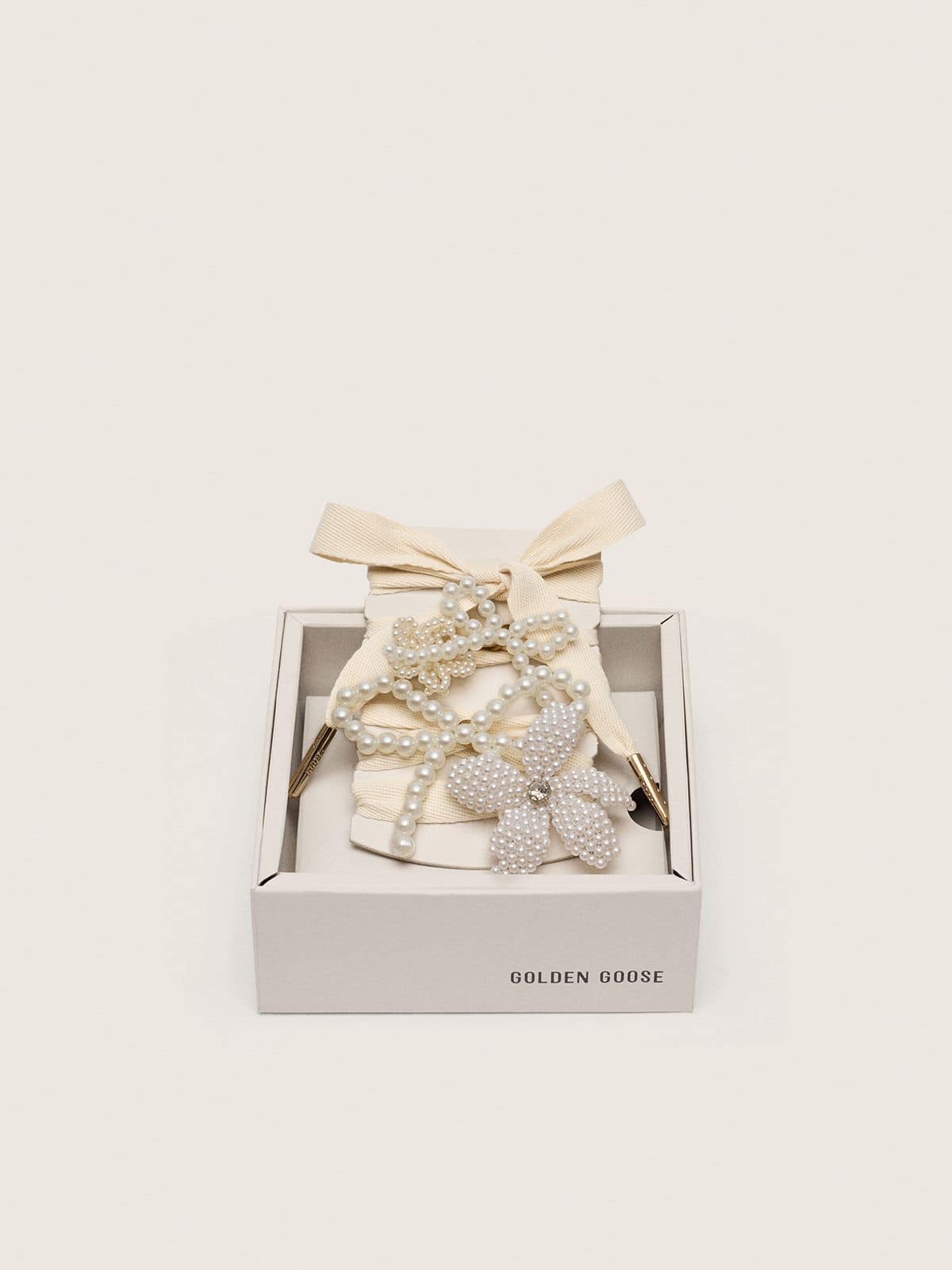Golden Goose - Skins cream-colored laces with decorative beads in 