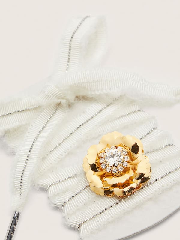 Skins white mohair laces with jewel charm