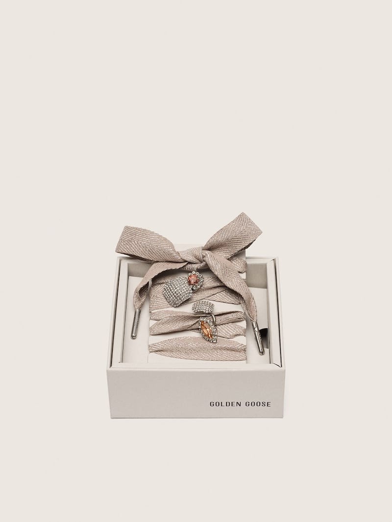Skins silver laces with jewel charms