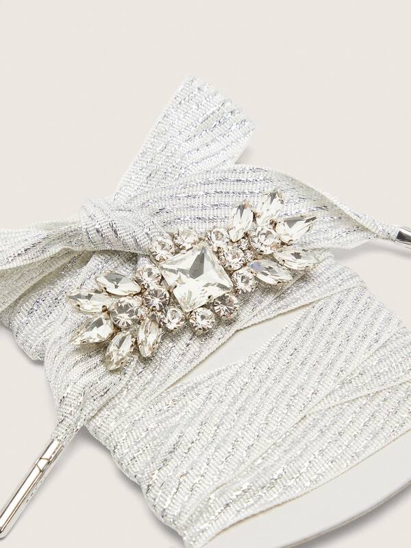 Skins silver laces with jewel appliqu&eacute;