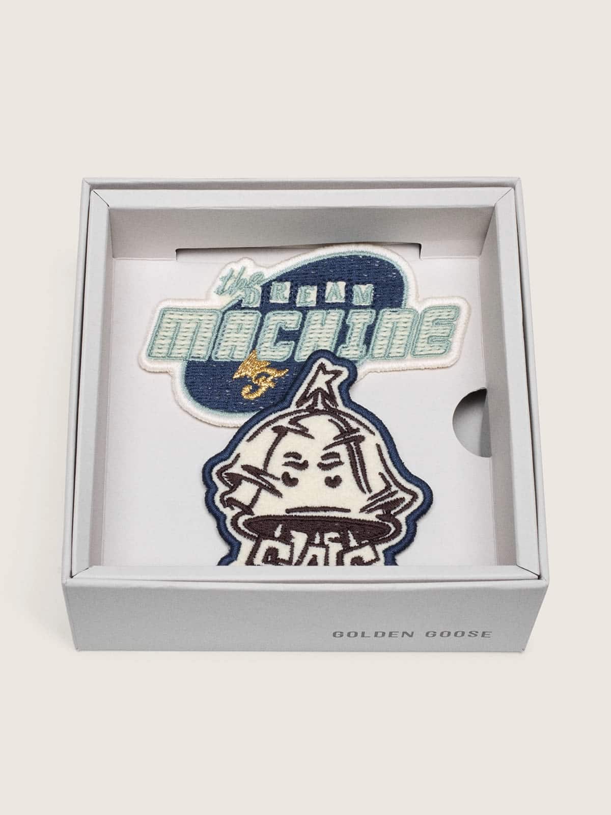 Golden Goose - Golden Goose /  Fivefourfive Collab blue and beige patch set in 