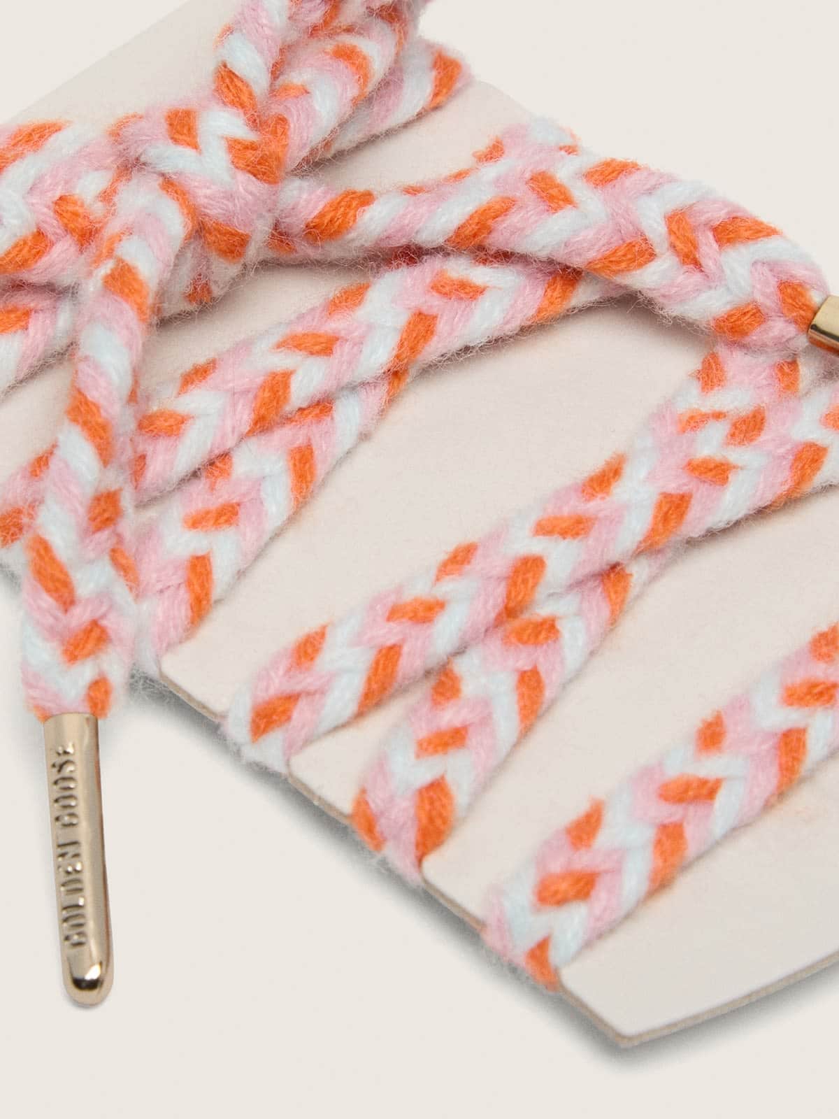 Mehrfarbige Schn&uuml;rsenkel Puffy in Wassergr&uuml;n, Lila und Orange mit silberfarbenen Details