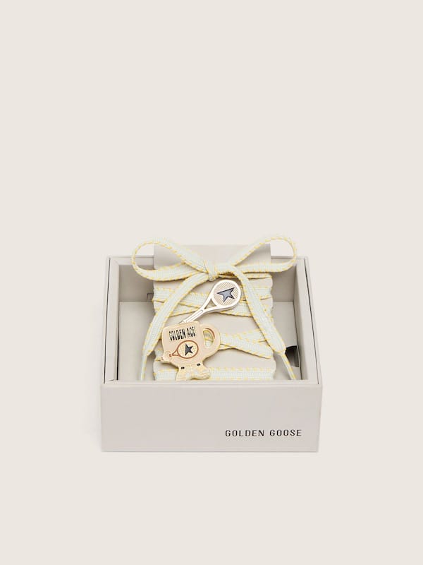 Golden Goose Skins white/light grey laces with yellow embroidery and tennis racket and cup pin Skins white unisex