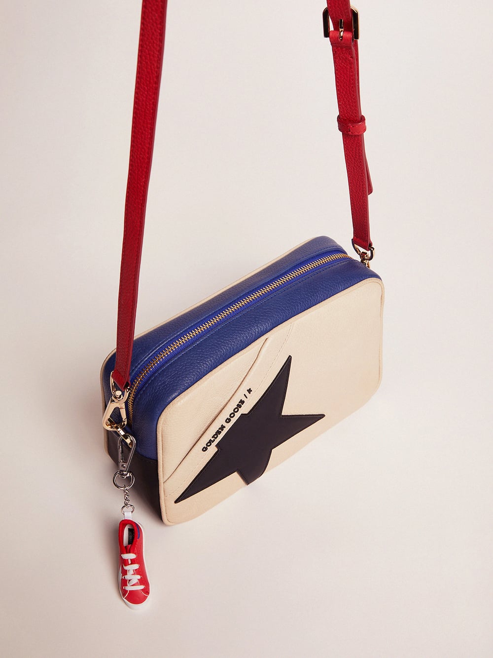 Golden Goose - Star Bag Donna in pelle granata con stella nera in 