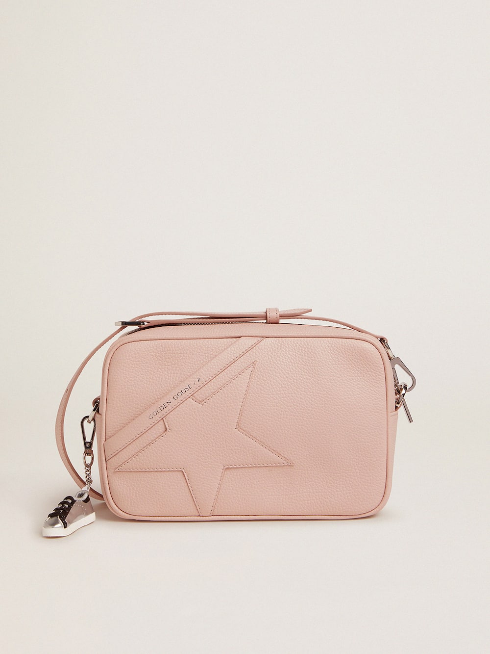 Golden Goose - Bolso Star Bag de piel martillada color rosa cuarzo y estrella tono sobre tono in 
