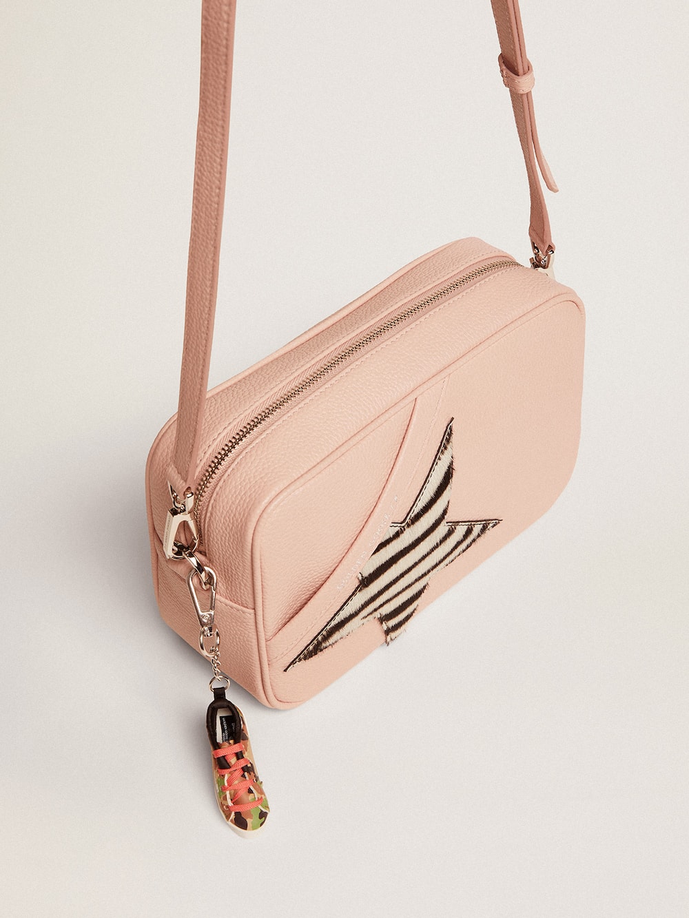 Golden Goose - Star Bag in pelle rosa con stella in cavallino zebrato in 