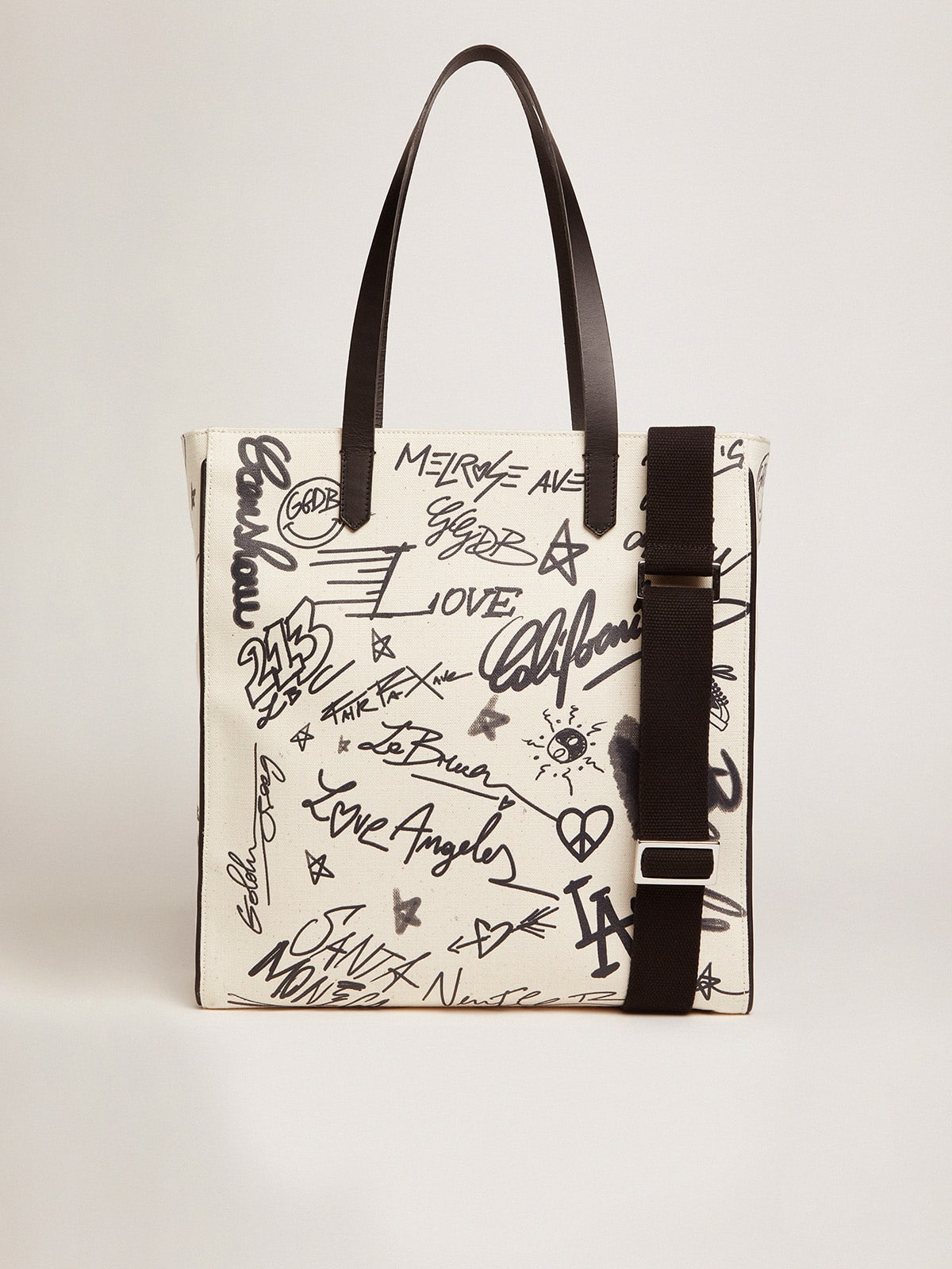 Golden Goose - Damen California Bag North-South weiß mit Graffiti-Aufdruck in 