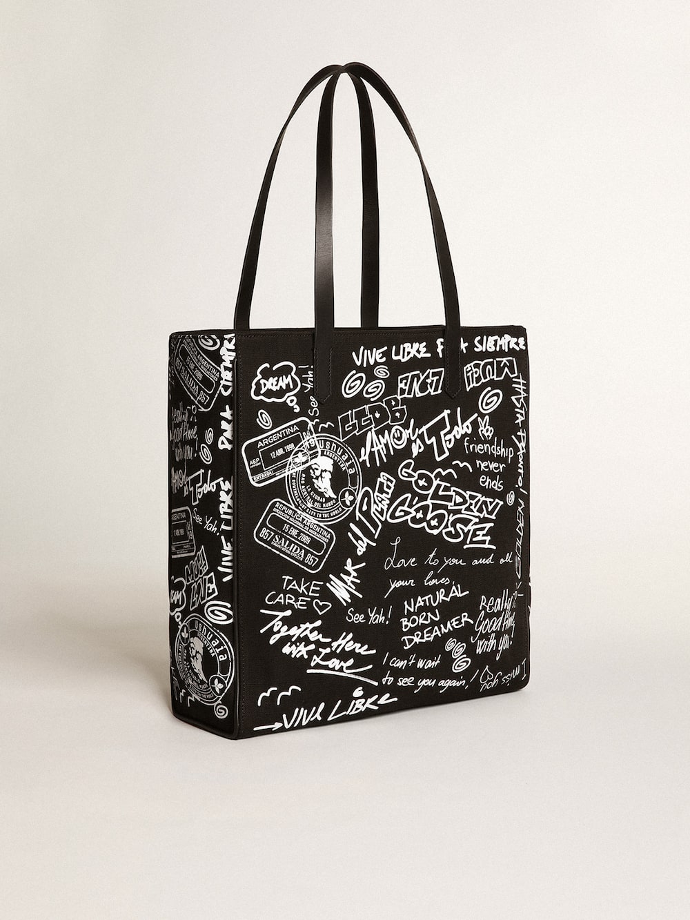 Golden Goose - Schwarze California Bag im Hochformat mit Graffitiprint in kontrastierendem Weiß in 