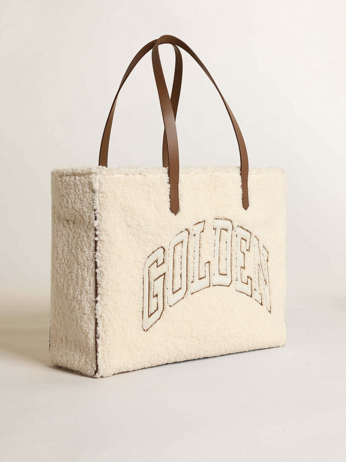 Golden Goose - Bolsa California feminina East-West de pele sintética in 