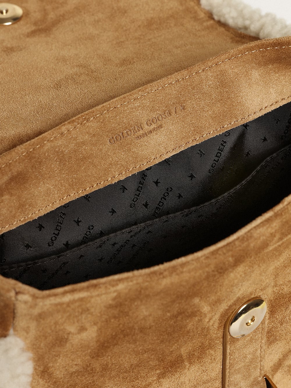 Golden Goose - Rodeo Bag aus Rauleder mit Shearling-Details in 