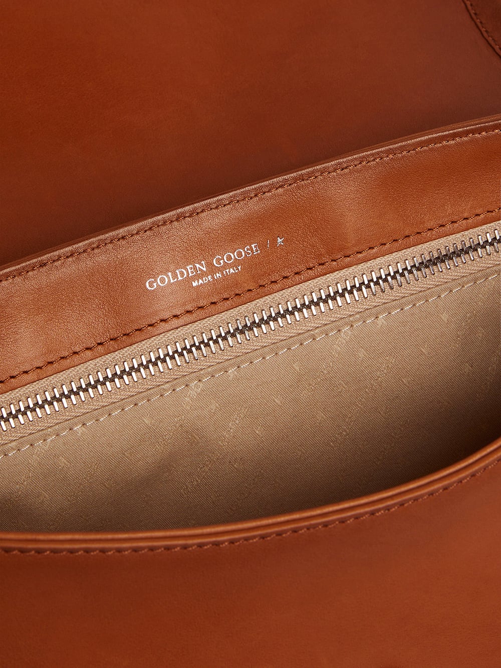 Golden Goose - Tasche Rodeo Bag Medium aus naturfarbenem Leder mit hellblauen Details in 