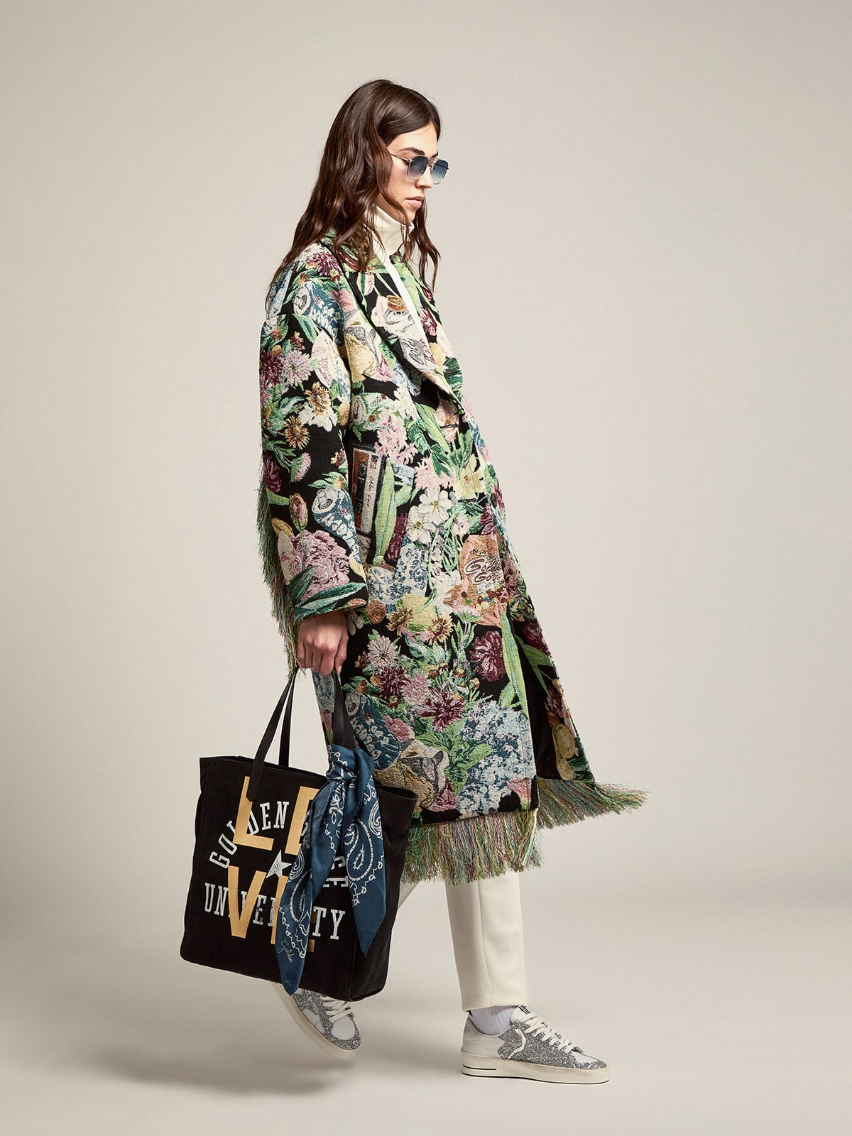 Golden Goose - North-South California Bag with ''Love'' print in 