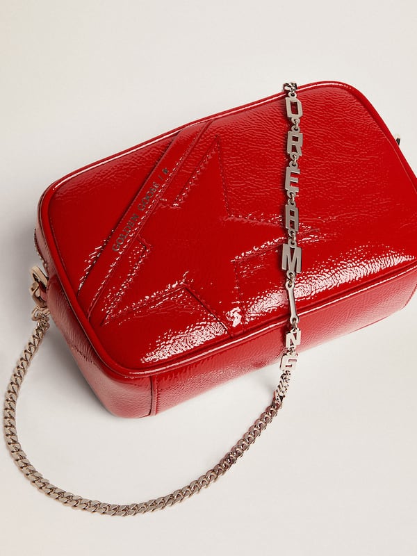 Golden Goose - Mini Star Bag de piel pintada en rojo con estrella tono sobre tono in 