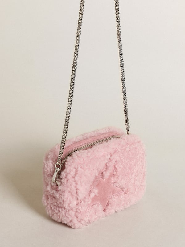 Golden Goose - Mini Star Bag in shearling rosa con stella in suede in 