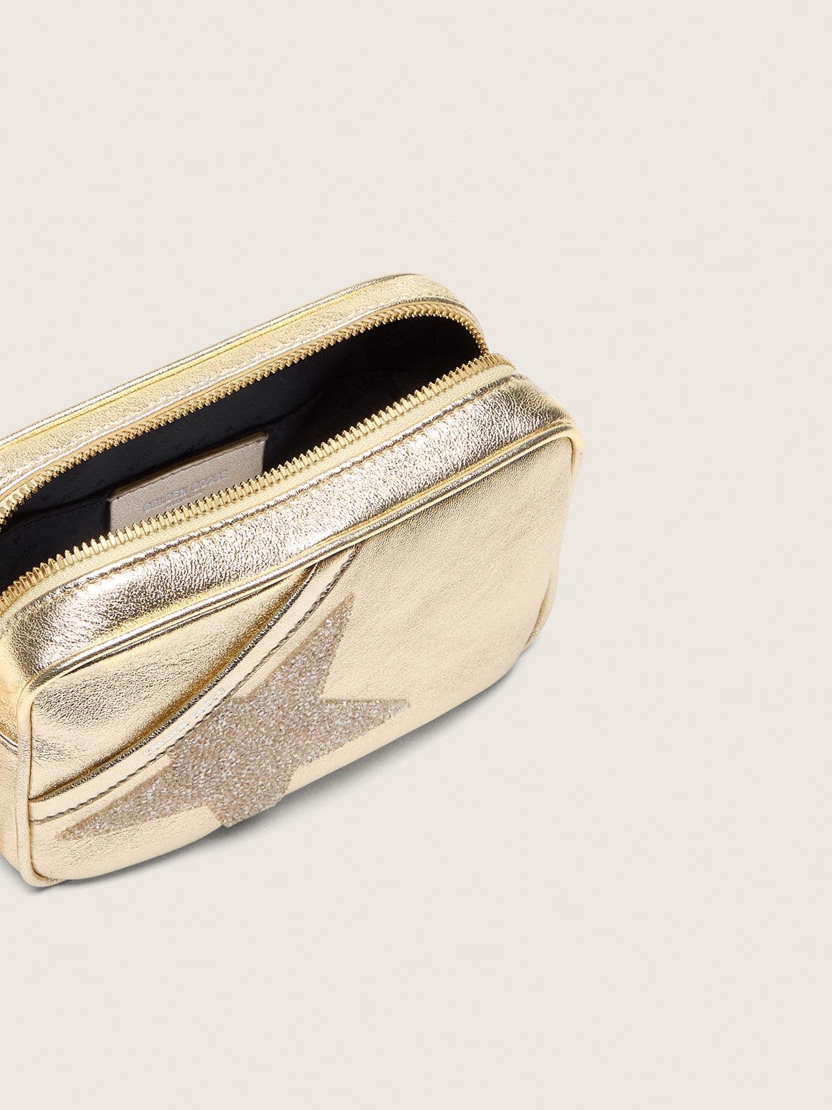 Golden Goose - Mini Star Bag aus platinfarbenem Leder mit Swarovski-Stern in 