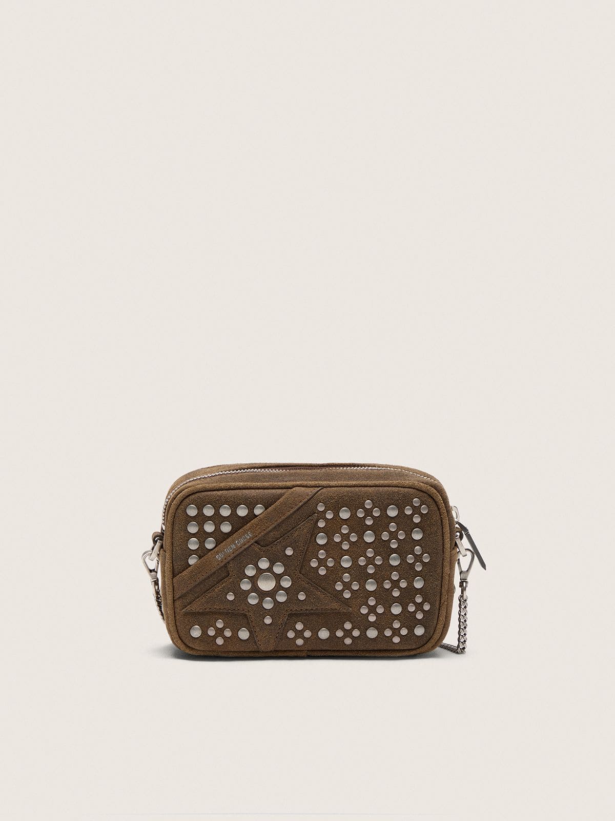 Golden Goose - Mini Star Bag de camur&ccedil;a verde militar com estrela tom sobre tom e tachas aplicadas in 
