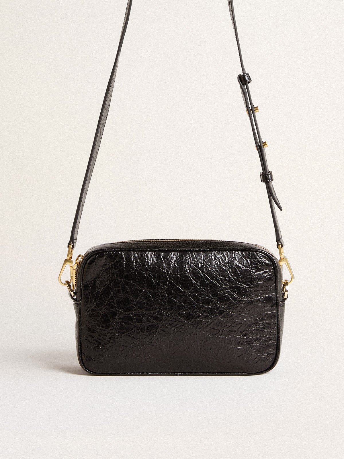 Golden Goose - Star Bag en cuir brillant noir avec étoile ton sur ton in 