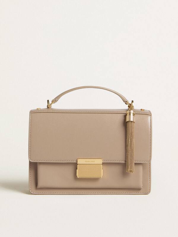Golden Goose - Venezia Bag in beige boarded leather with gold details in 