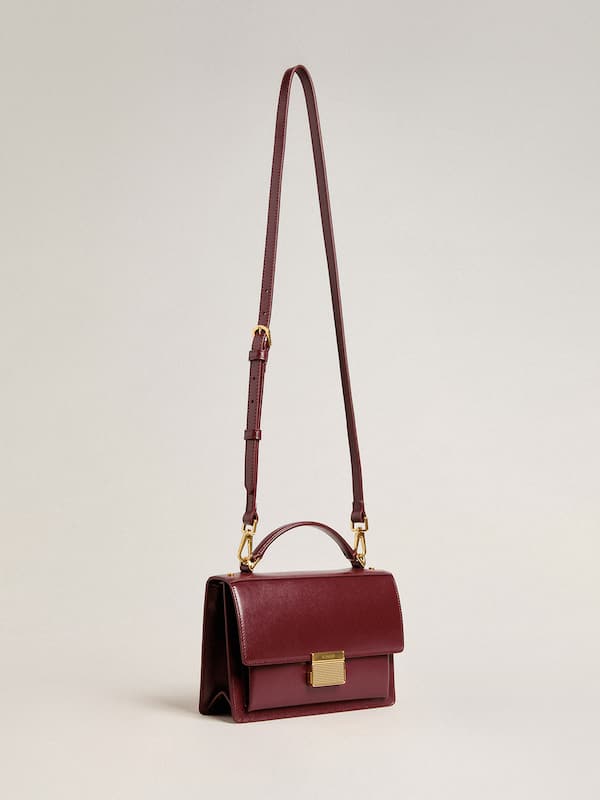 Golden Goose - Venezia Bag in burgundy boarded leather with gold details in 