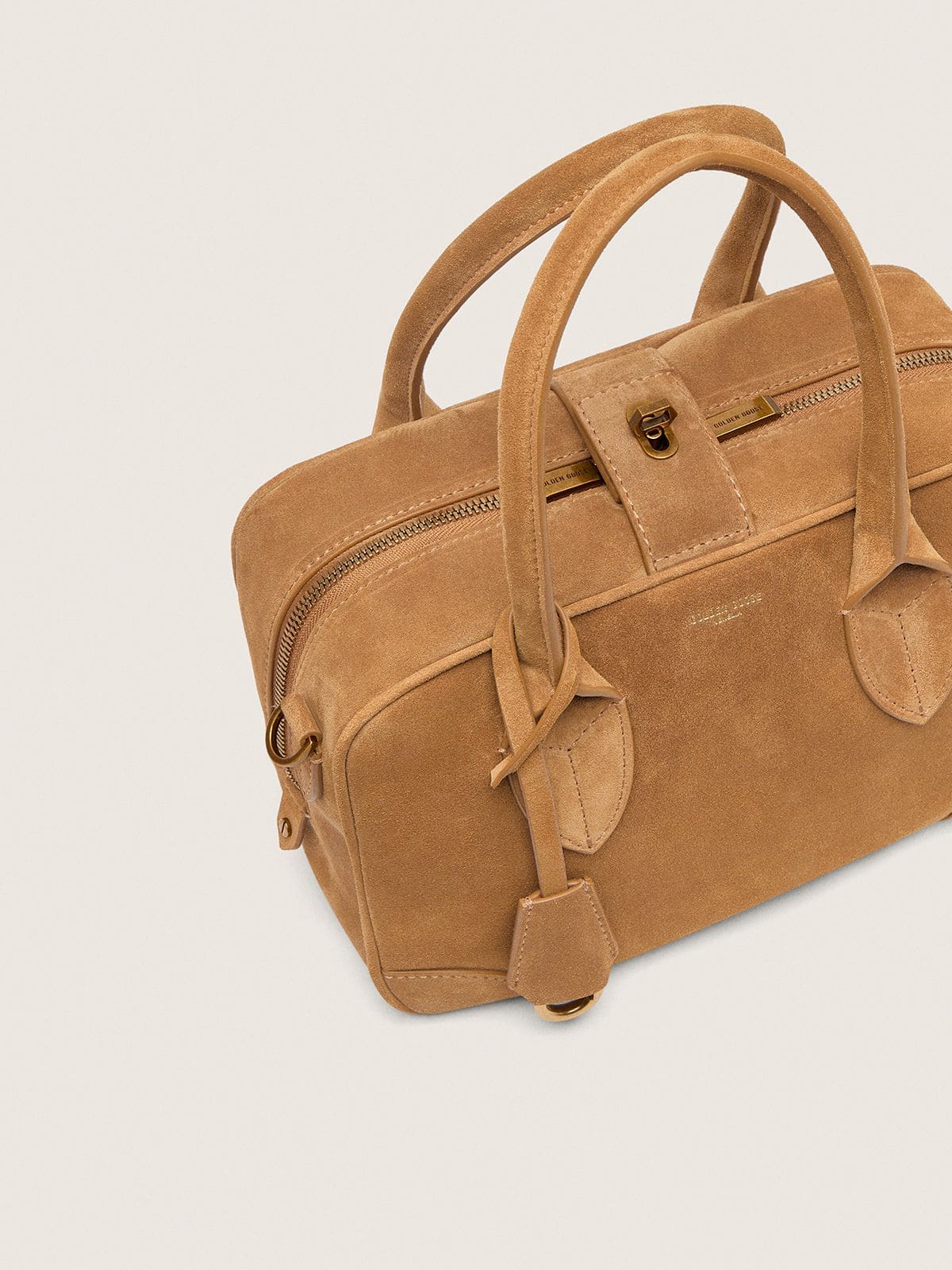 Golden Goose - Vita Bag en daim camel et d&eacute;tails or in 