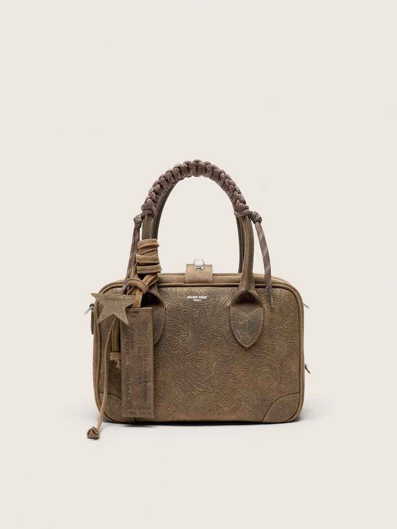 Sac Vita en cuir velours vert militaire avec motif floral en relief et d&eacute;tails argent&eacute;s