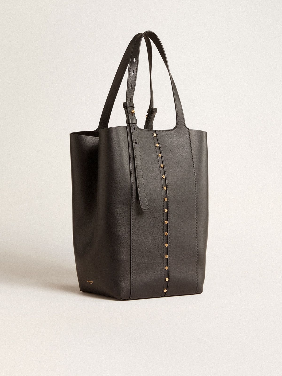 Golden Goose - 24/7 Bag in black leather with adjustable handles in 