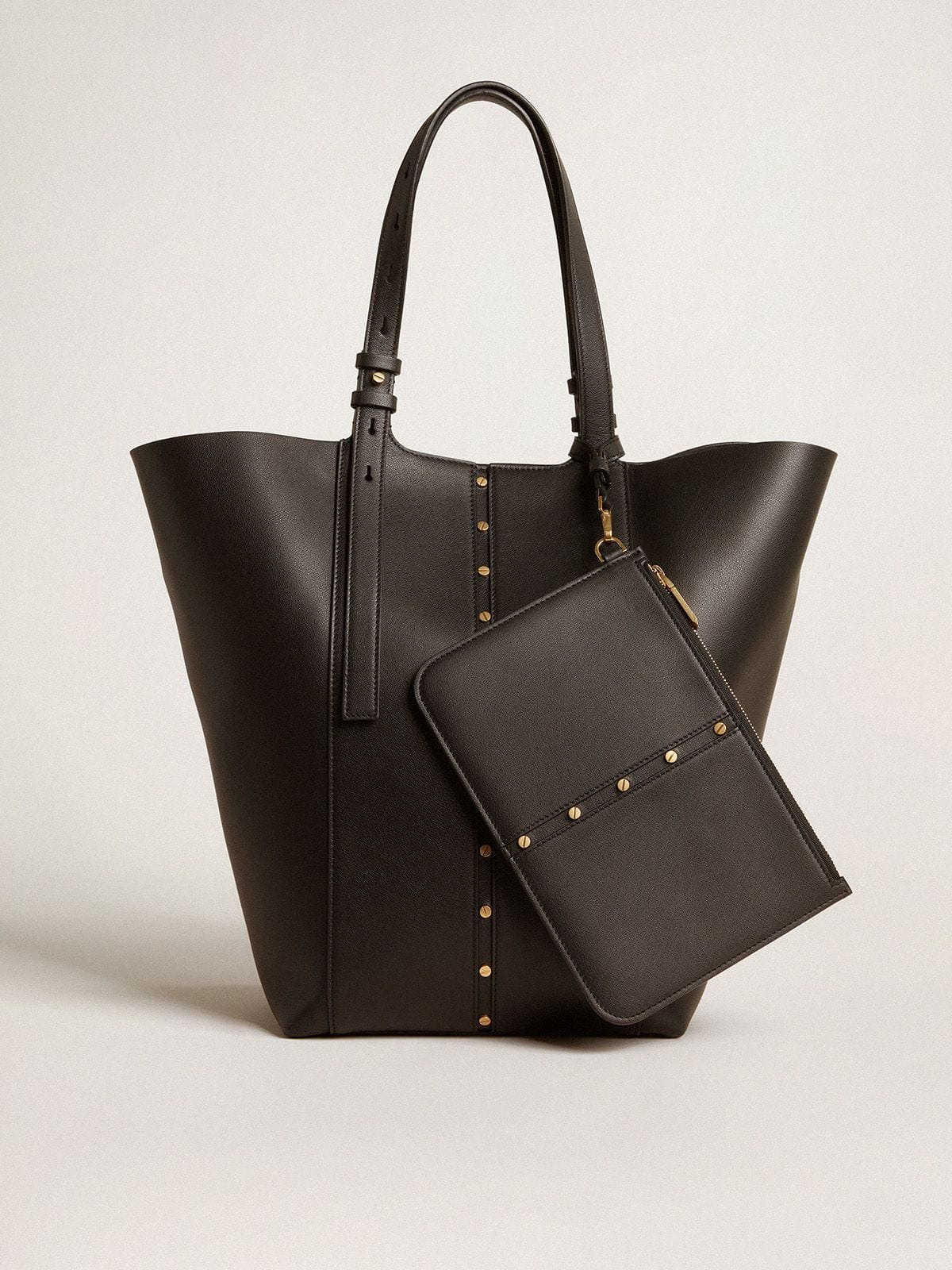 Golden Goose - 24/7 Bag in black leather with adjustable handles in 