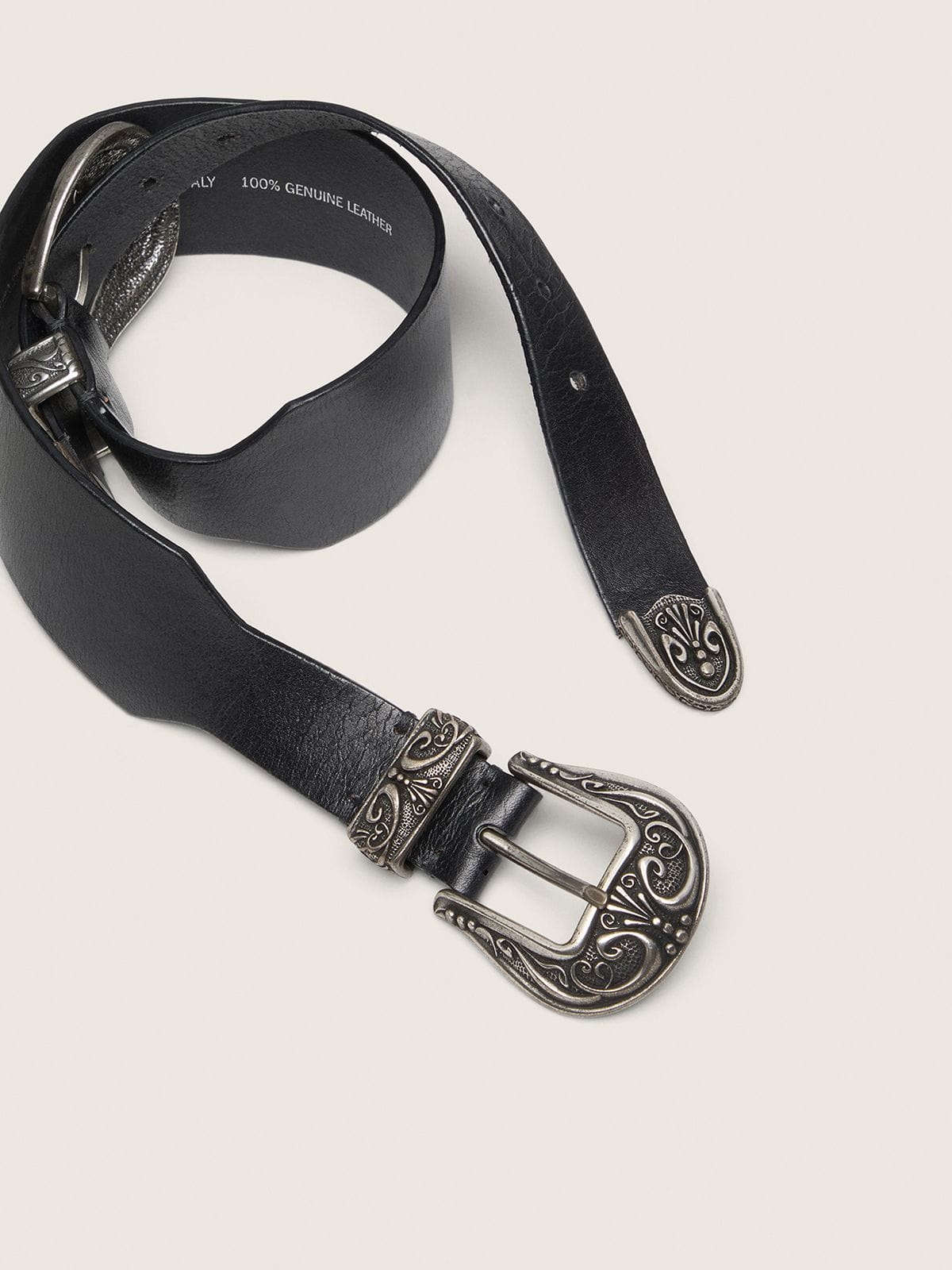 Golden Goose - Black belt in washed leather with silver-colored double buckle in 
