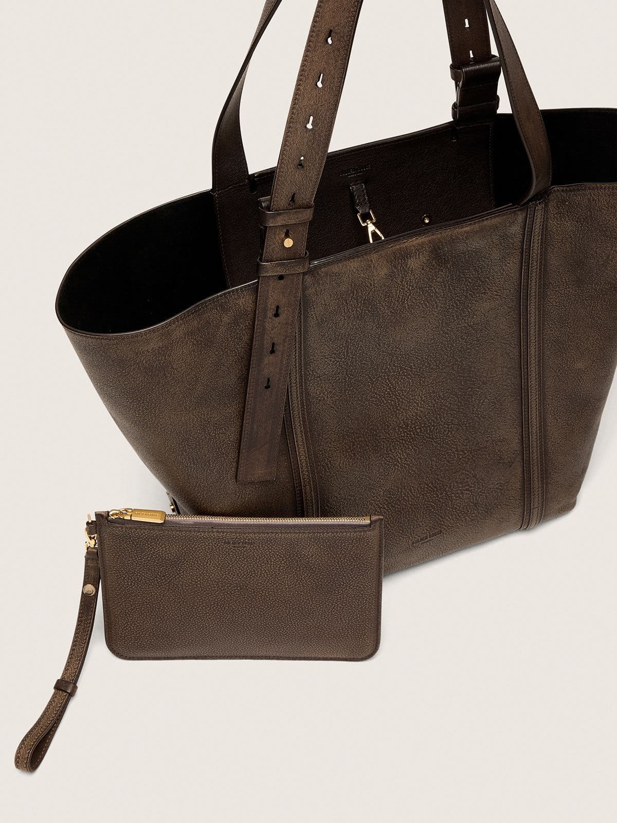 Golden Goose - 24/7 East West Bag in dark brown distressed leather in 
