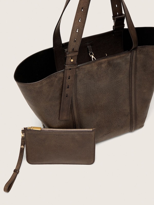 Golden Goose - 24/7 East West Bag in dark brown distressed leather in 