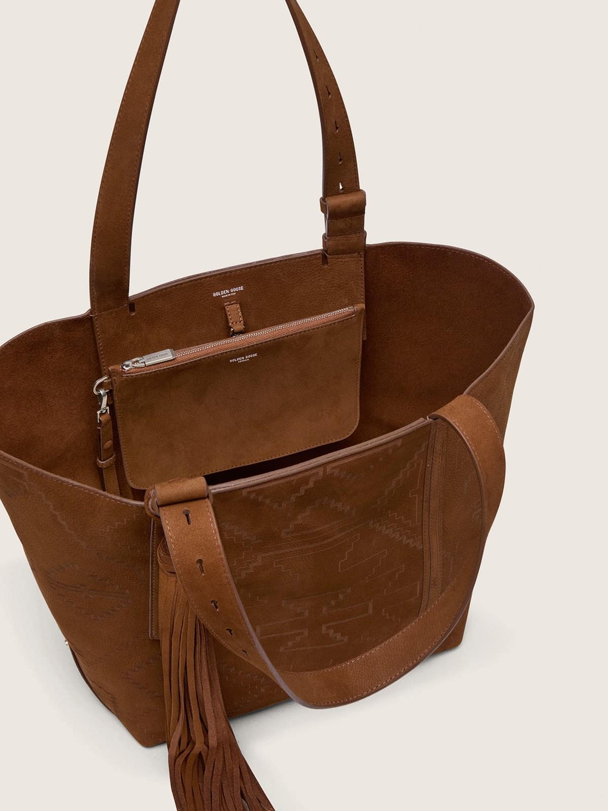 Golden Goose - 24/7 Bag East West aus braunem Nubukleder mit Musterung in 