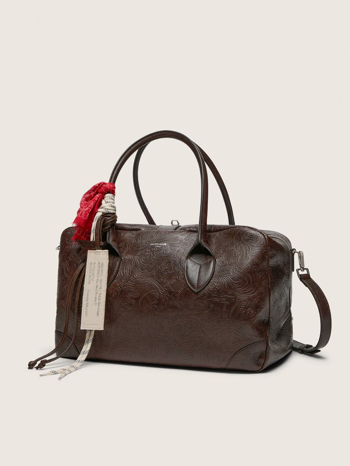 Sac Vita moyen en cuir acajou avec charms appliqu&eacute;s et d&eacute;tails argent&eacute;s