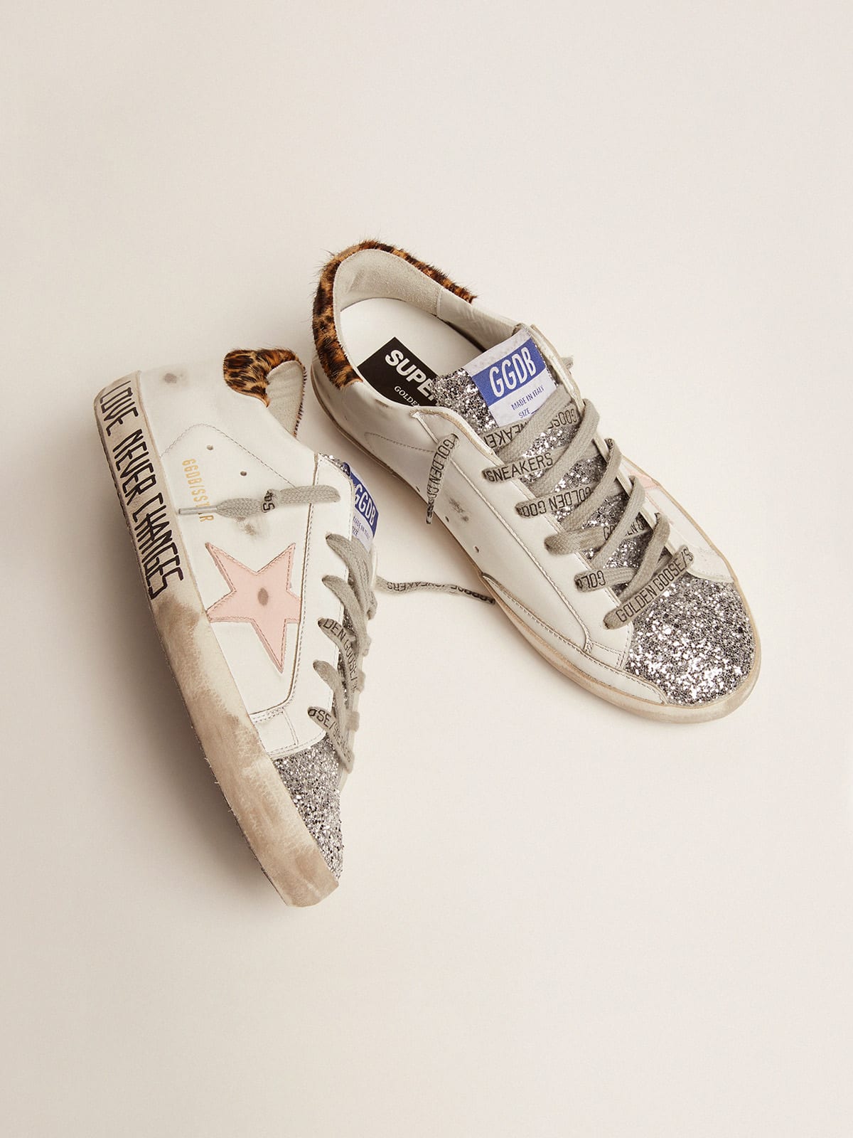 Golden Goose - Super-Star mit Silberglitzer an der Zunge und Handschrift in 