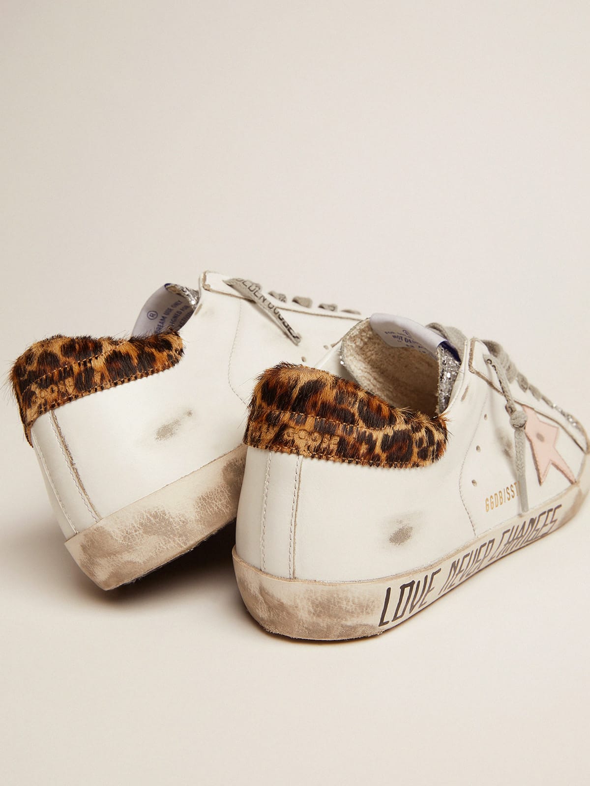 Golden Goose - Super-Star com lingueta de glitter prateado e escrita à mão in 