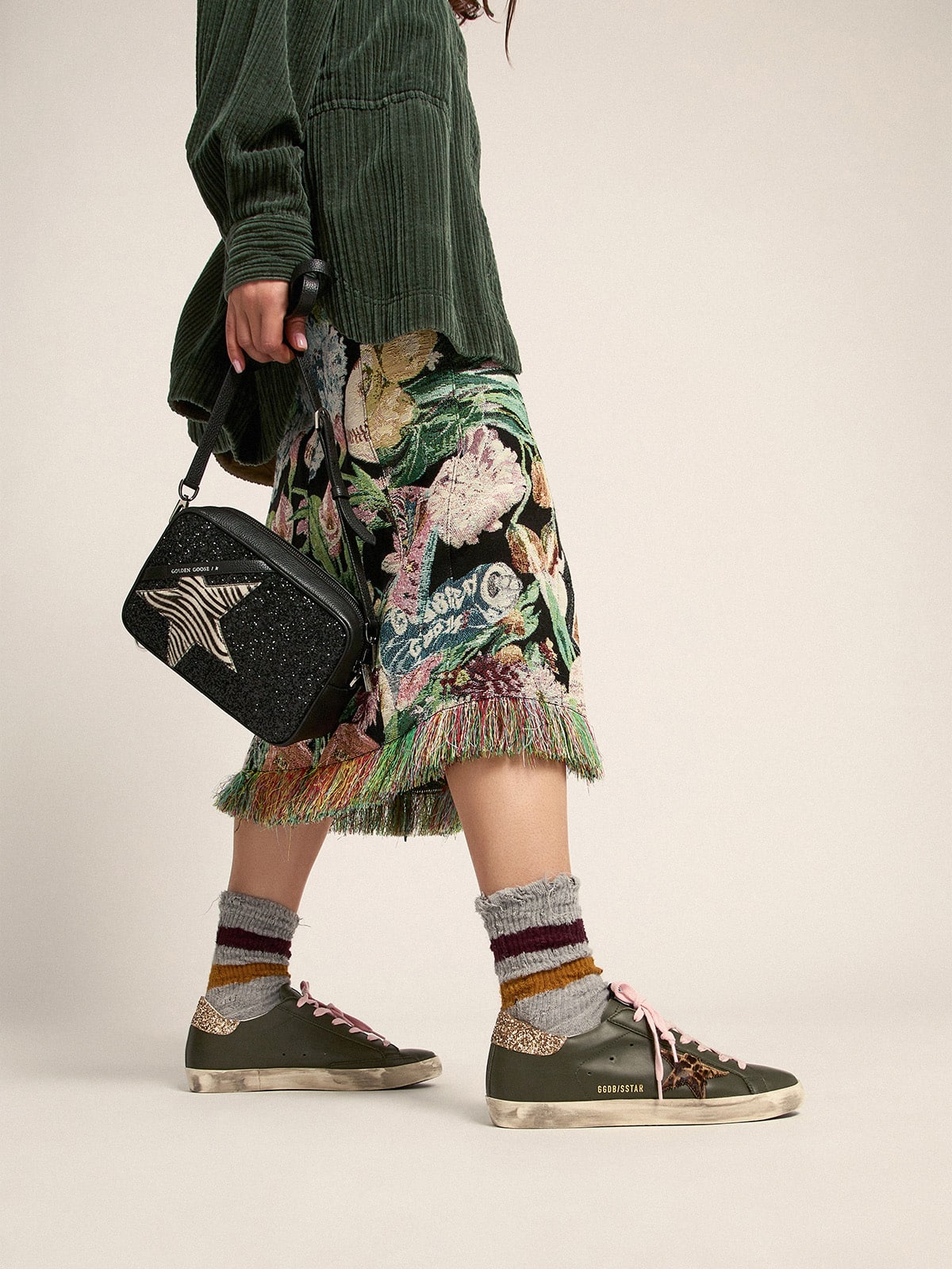 Golden Goose - Tênis Super-Star de couro verde escuro e talão de glitter dourado in 