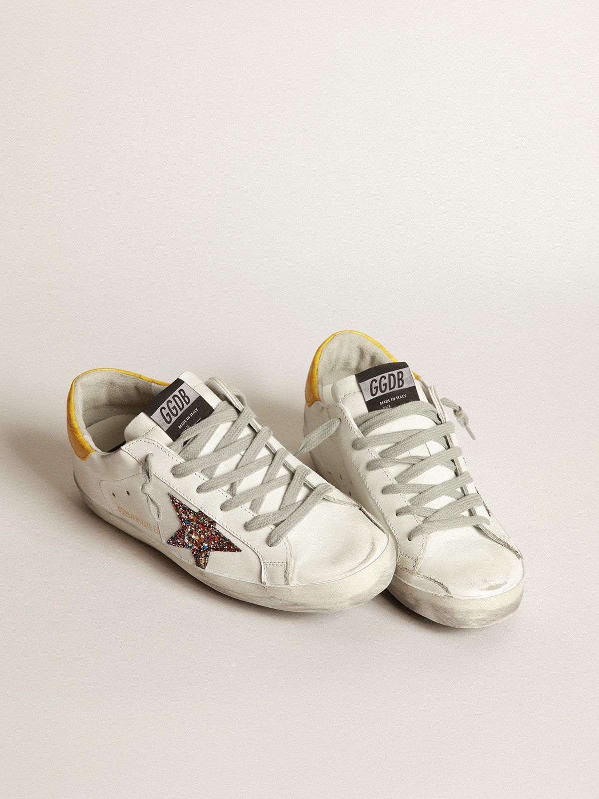 Golden Goose - Super-Star LTD sneakers with multicolored glitter star and yellow crocodile-print leather heel tab in 