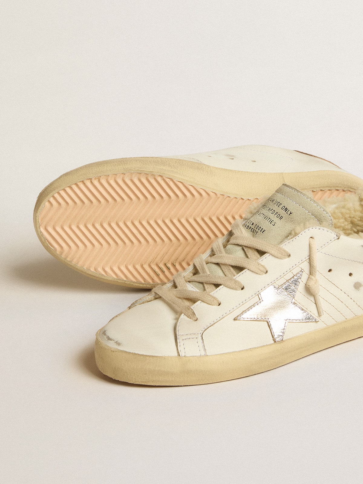 Golden Goose - Super-Star con stella in pelle argento e talloncino in pelle stampa cocco in 