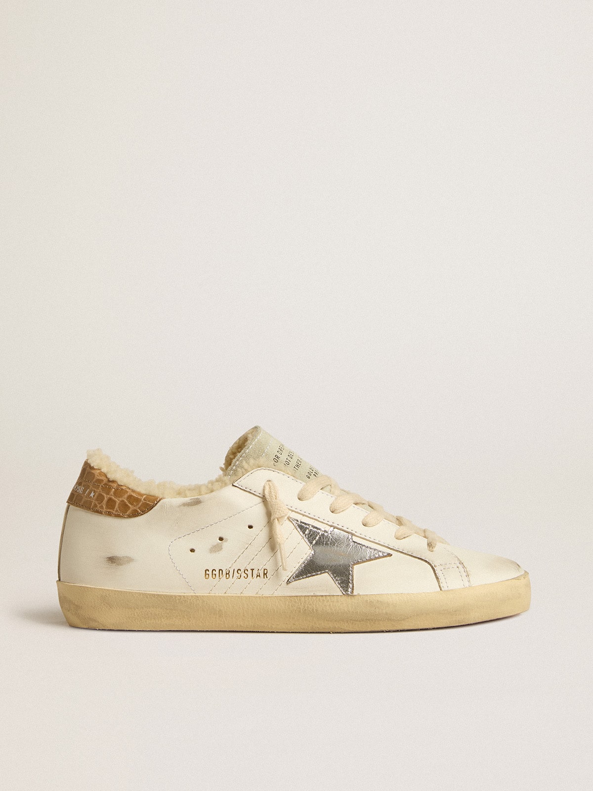 Golden Goose - Super-Star con estrella de piel plateada y refuerzo del talón de piel estampado cocodrilo in 