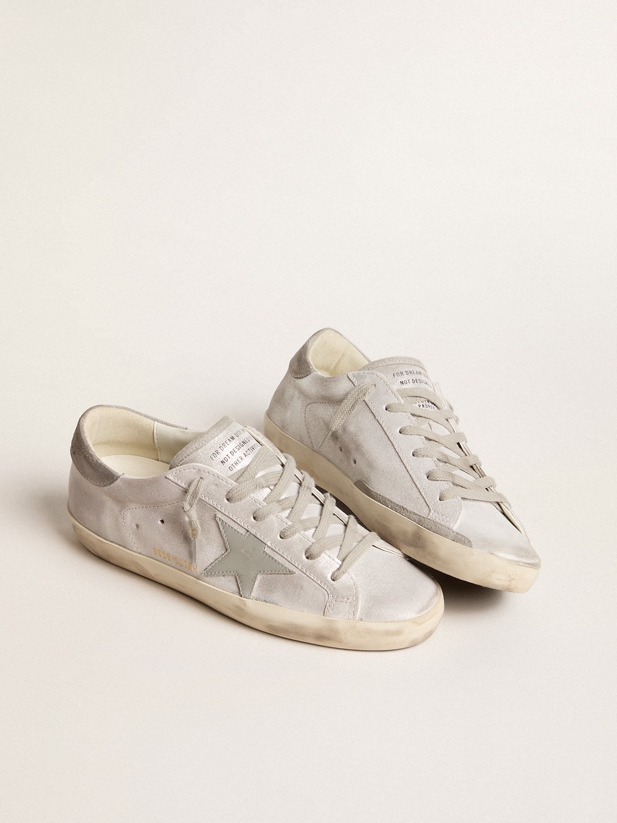 Golden Goose - Super-Star de couro com efeito glitter cinza-branco com estrela de couro in 