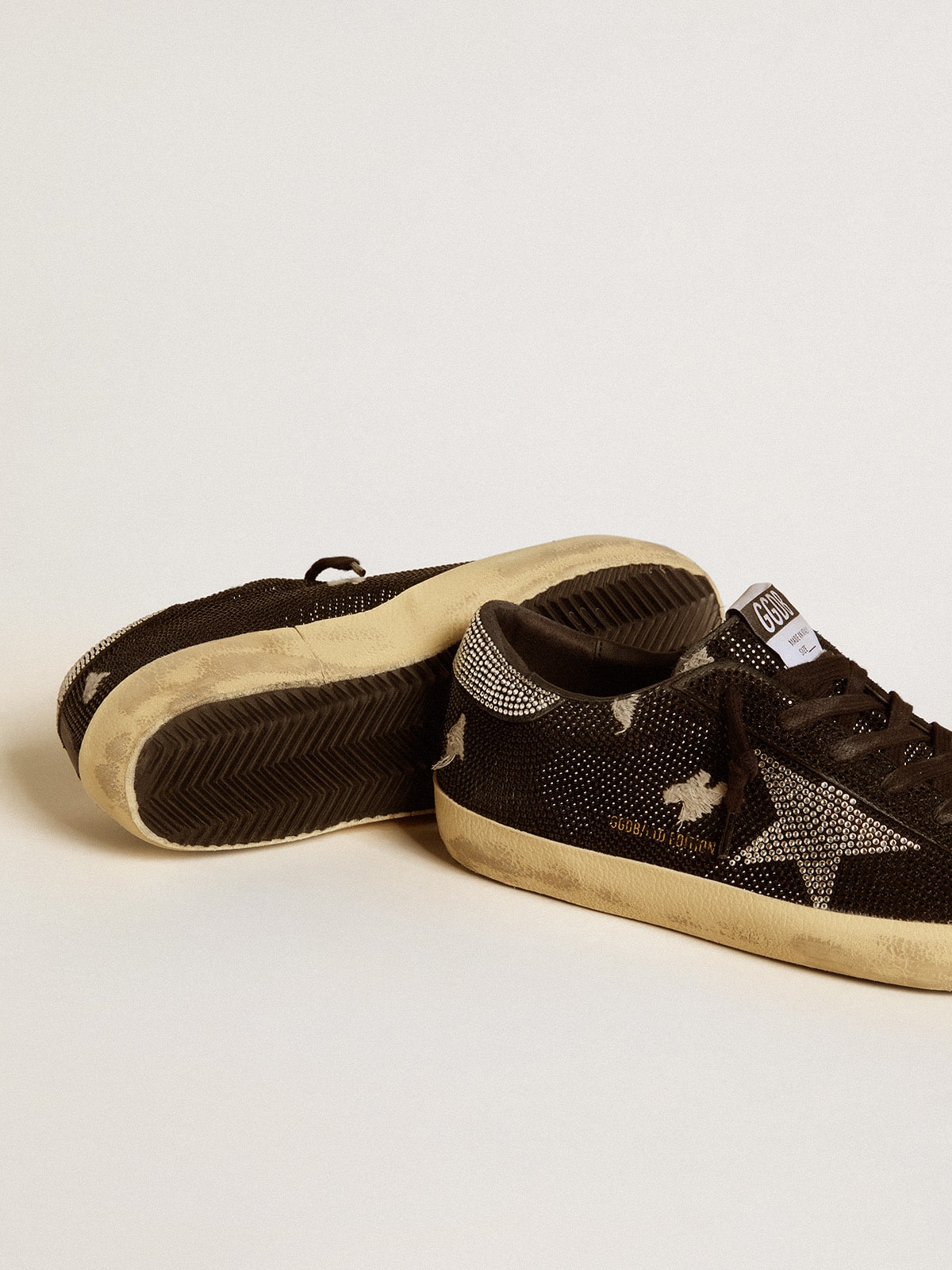 Golden Goose - Super-Star für Damen aus Rauleder und Swarovski-Kristallen mit silbernem Stern in 
