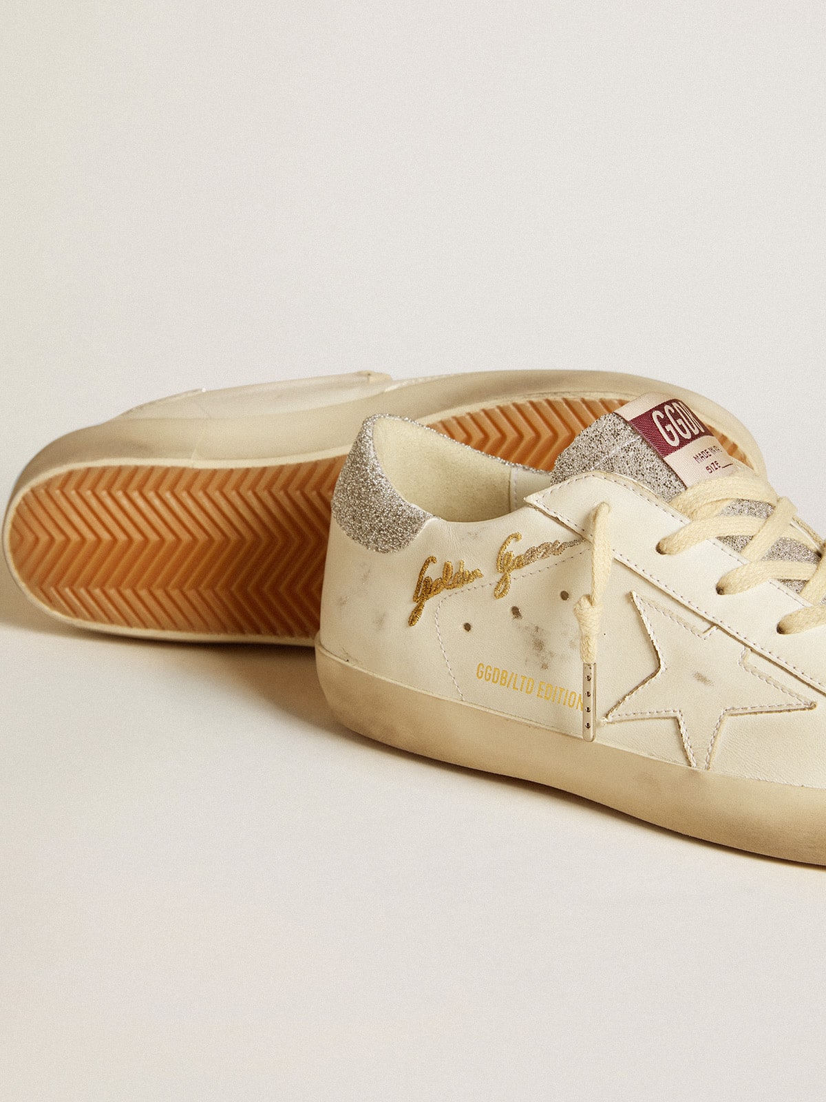 Golden Goose - Super-Star LTD Damen aus weißem Leder mit Einsätzen mit Swarovski-Kristallen in 