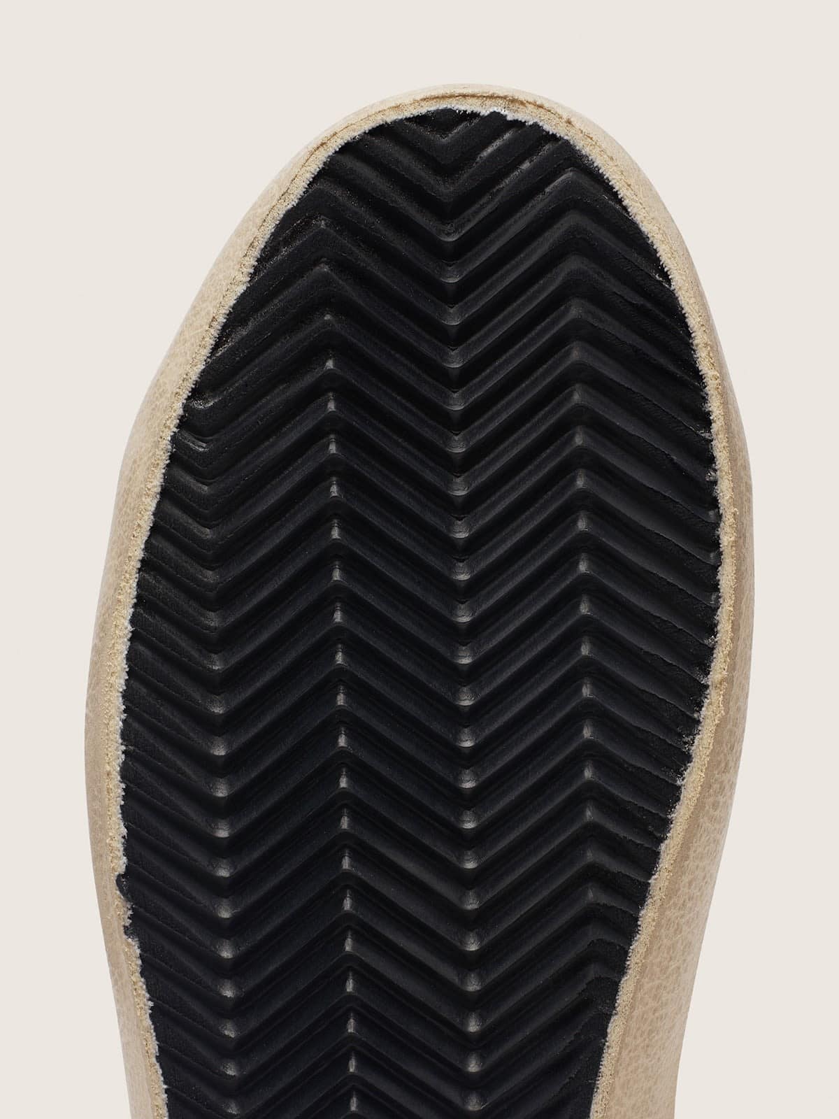 Golden Goose - Super-Star Feminino de napa com estrela de glitter prateado e escritas all-over in 